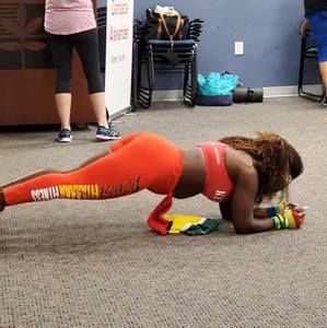 Meet your Posher, Candace